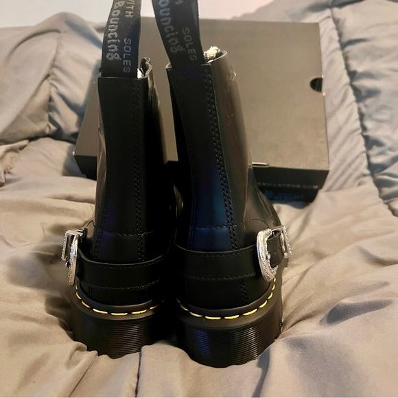 Dr. Martens x Great Frog *LIMITED EDITION* 1460 boot - Picture 5 of 10